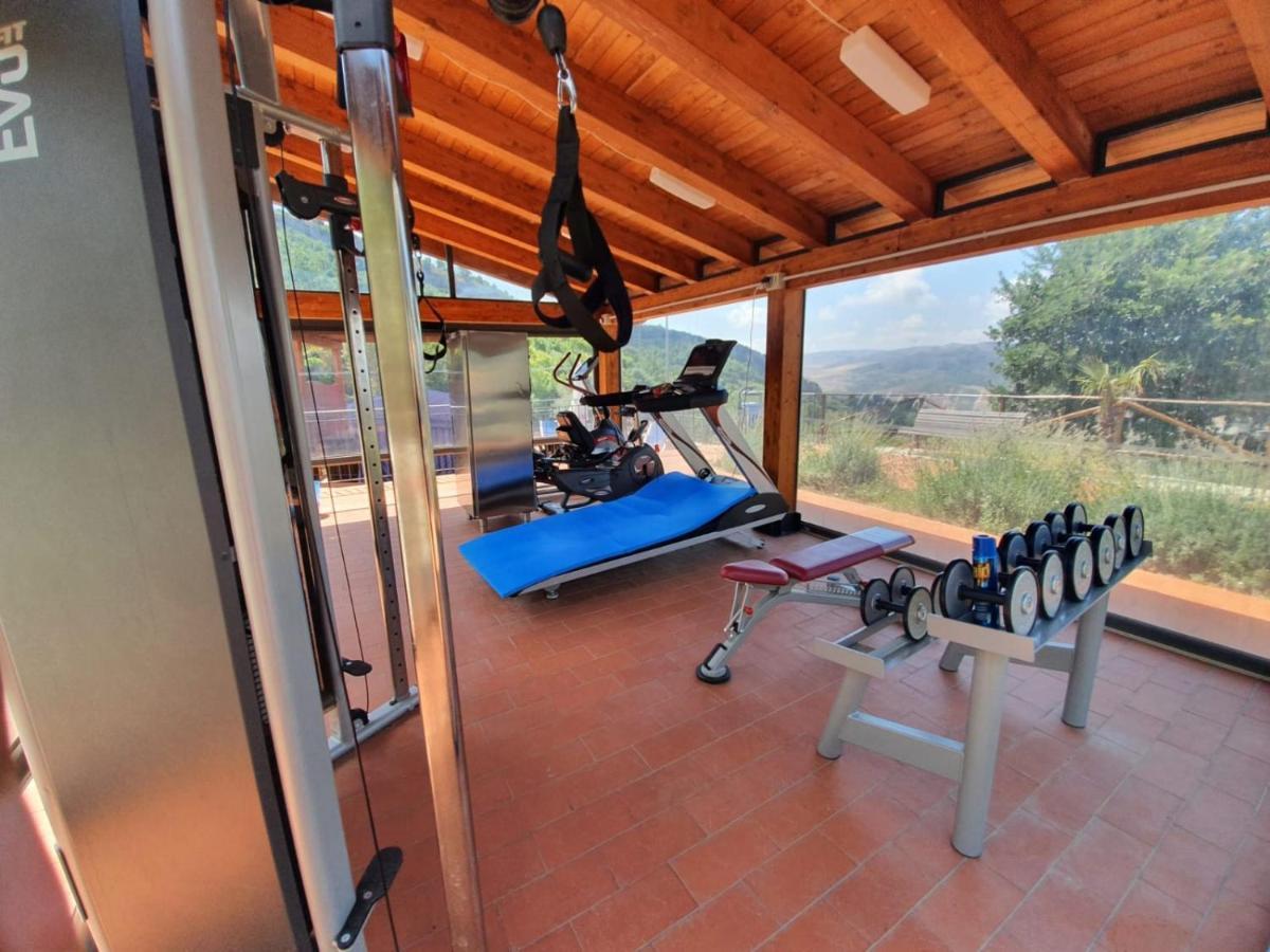 Resort San Nicola - Restaurant And Wellness Fitness Polizzi Generosa Exterior photo